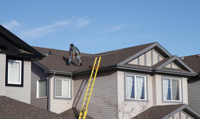 Roofing Contractors Edmonton — Weatherproof Roofing Company Edmonton Roofing Contractors Edmonton — Weatherproof Roofing Company Edmonton